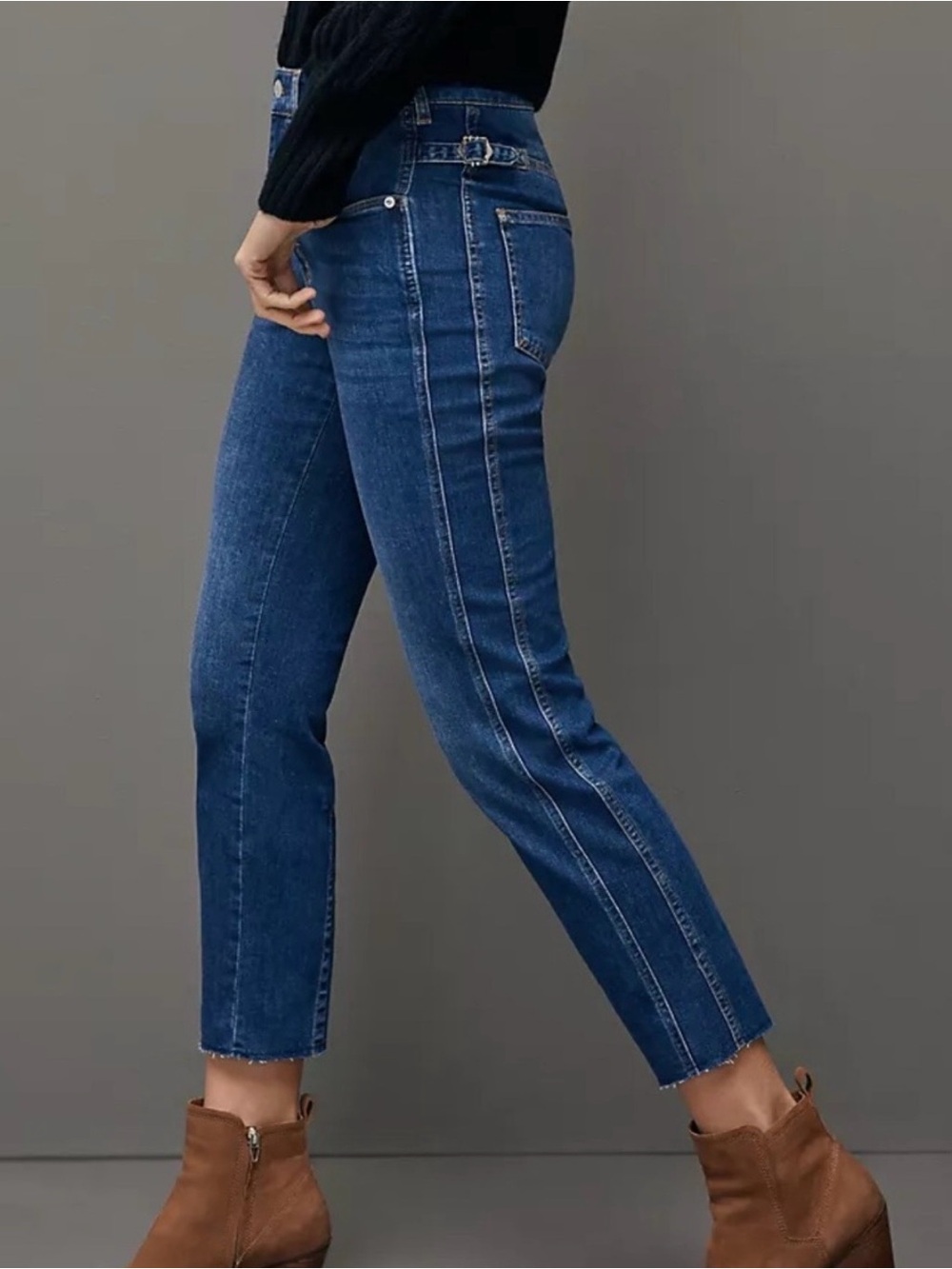 Pilcro Anthropologie Buckled Ultra High Rise Boyfriend Cropped Raw Hem Jeans 31